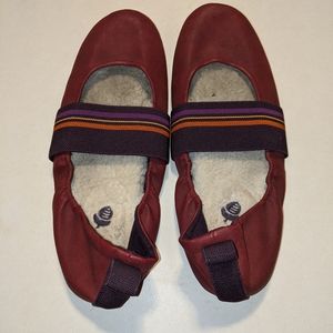 Burgundy Acorn Maryjane sandals